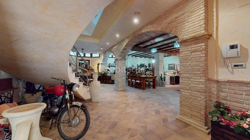 Foto 9be64293-f1d2-4dd2-acaa-741ed5716627. Chalet exclusivo chalet en urbanizacion don balbino en Elche / Elx