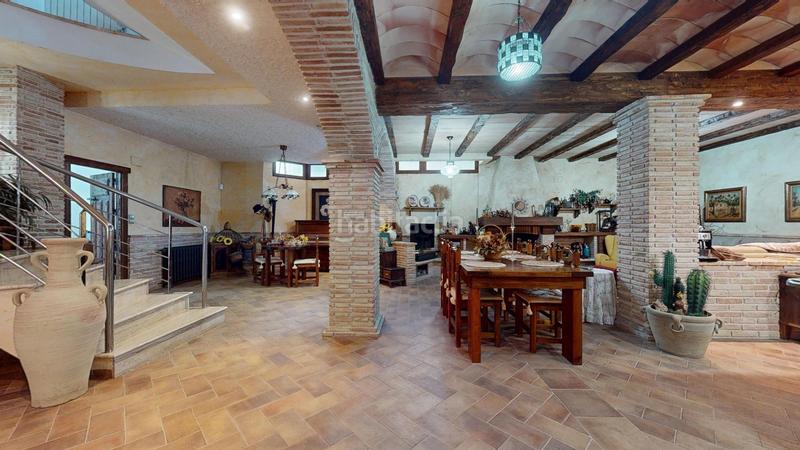 Foto a197cdad-817b-4f1d-bfb4-12dd69ffa4ef. Chalet exclusivo chalet en urbanizacion don balbino en Elche / Elx