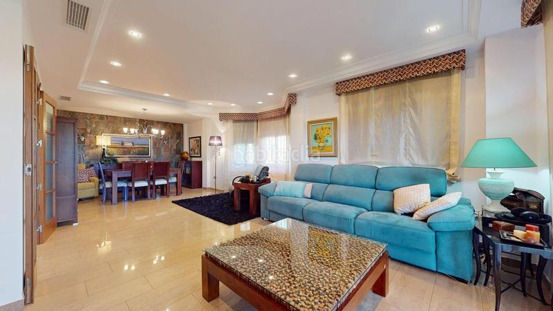 Foto ccfeabe1-7755-4517-9890-19adb36c65aa. Chalet exclusivo chalet en urbanizacion don balbino en Elche / Elx