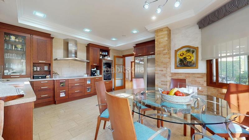 Foto fc8b3f47-a209-4031-958e-21b66750c5bf. Chalet exclusivo chalet en urbanizacion don balbino en Elche / Elx