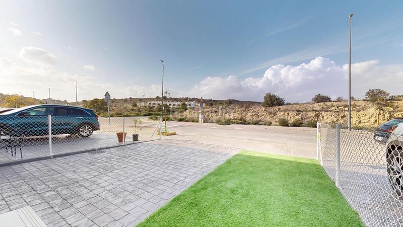 Foto bb469103-b70f-40dc-9622-aa981b558da1. Casa adossada amb calefacció aparcament piscina a Monforte del Cid