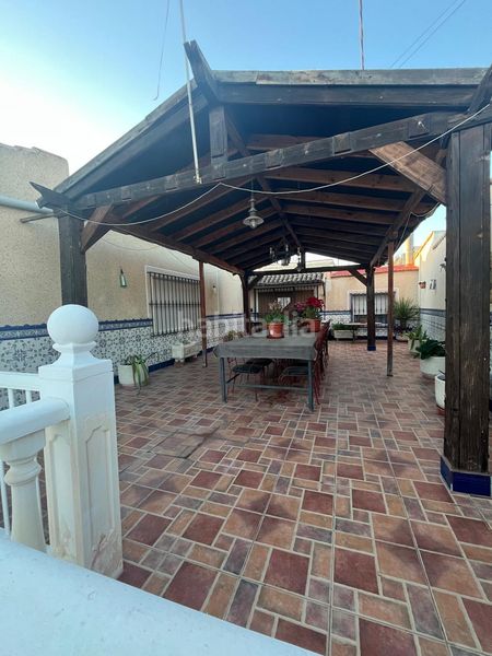 Foto 9f7bfda6-bf3a-408b-8d65-d74f715ee913. Casa amb aparcament piscina a Albatera