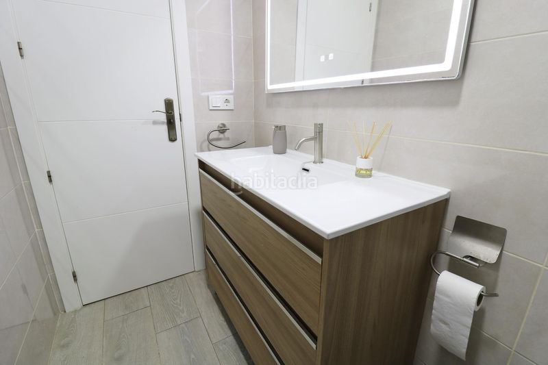 Foto 1ac1a60b-80c9-4747-bfae-ffb061a792f3. Pis a Reina Victoria - Miguel Hernández Elche / Elx