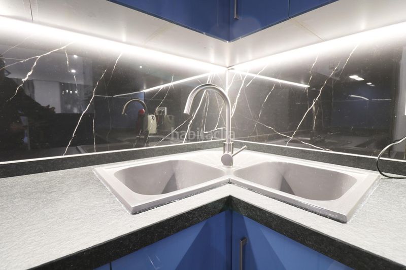 Foto 2e9d1e58-9f29-4ab7-aa70-f3ed29e01650. Pis a Reina Victoria - Miguel Hernández Elche / Elx