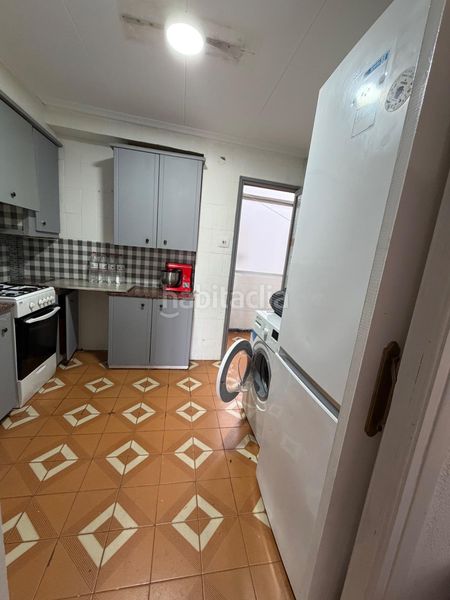 Foto 0b26ffa7-a6a2-4d8d-98c3-3e3ddfb0582f. Pis a Reina Victoria - Miguel Hernández Elche / Elx