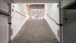 Autoparkplatz  Carrer d'astúries 40