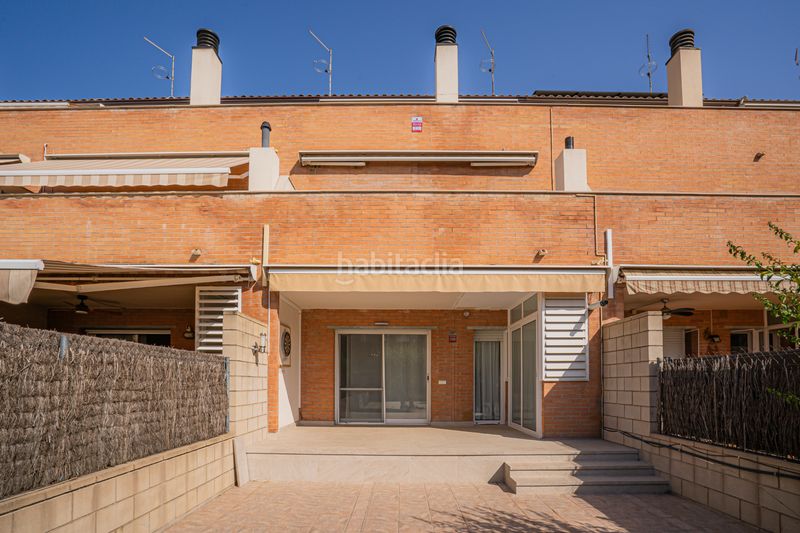 Foto 21023cd1-7930-4317-9dcc-690ff54e45a9. Casa adossada amb calefacció aparcament a Eixample - Can Bogunyà Castellar del Vallès