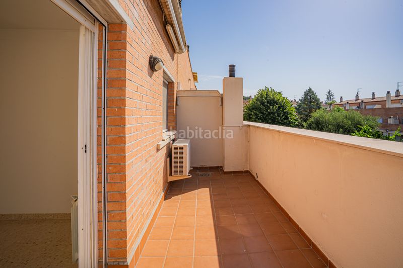 Foto 5ea90580-3d83-4638-b6fc-cf3f835bc3c8. Casa adossada amb calefacció aparcament a Eixample - Can Bogunyà Castellar del Vallès