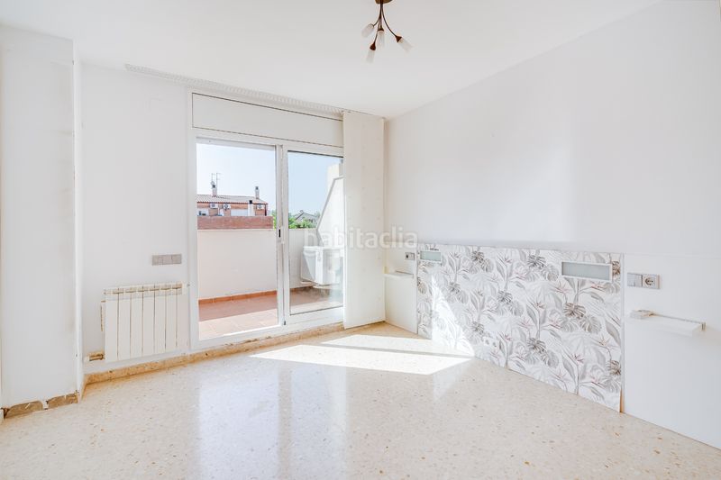Foto 77db1a38-10a5-4fd4-9cd8-68978a09d37c. Casa adossada amb calefacció aparcament a Eixample - Can Bogunyà Castellar del Vallès