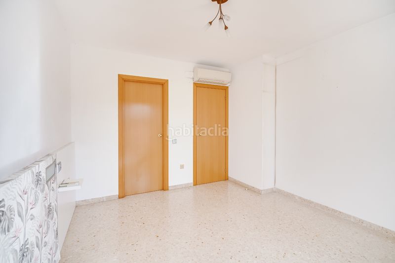 Foto acfe6d08-0ae7-47fc-bd00-ea54568a820f. Casa adossada amb calefacció aparcament a Eixample - Can Bogunyà Castellar del Vallès
