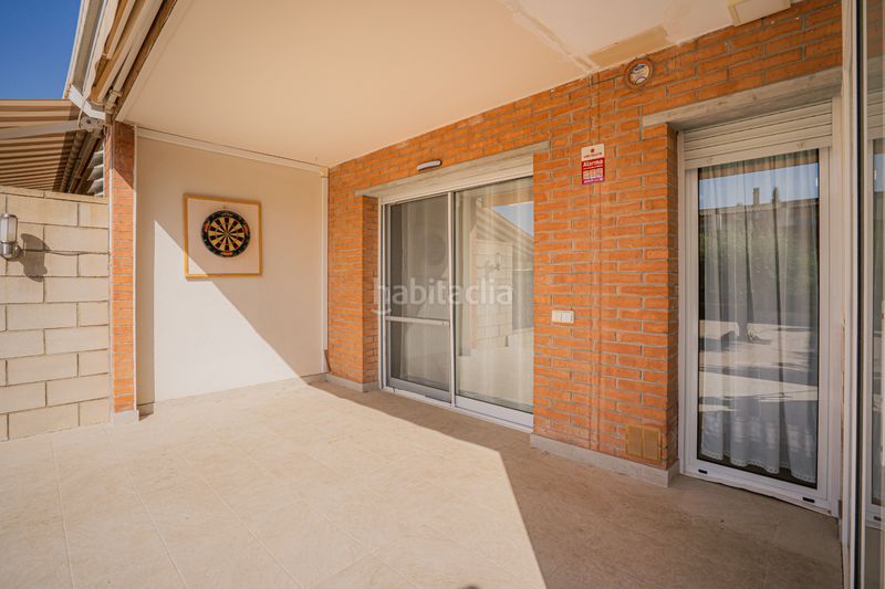 Foto b358e0aa-c9e1-4f62-8a1c-0be5f6354266. Casa adossada amb calefacció aparcament a Eixample - Can Bogunyà Castellar del Vallès