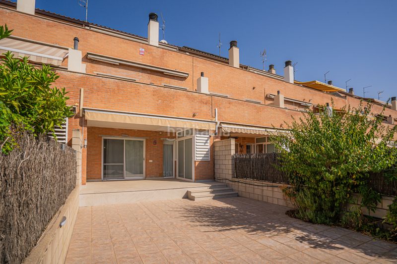 Foto bf907cf3-b79b-4122-b107-b4ddac6d6f01. Casa adossada amb calefacció aparcament a Eixample - Can Bogunyà Castellar del Vallès