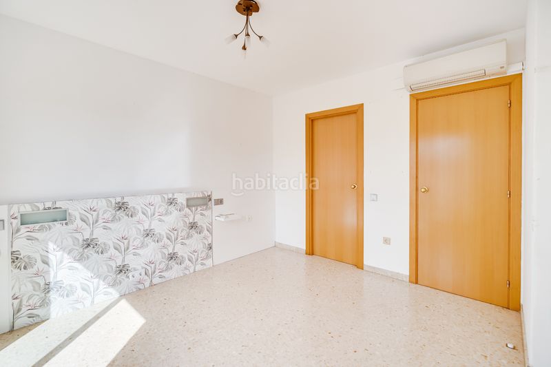 Foto c275737b-c309-4d0b-980c-9c399dd2552a. Casa adossada amb calefacció aparcament a Eixample - Can Bogunyà Castellar del Vallès