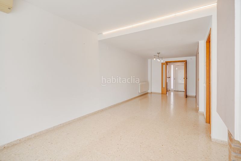 Foto d9788fe5-a1c3-4708-81ce-eeb150d01f57. Casa adossada amb calefacció aparcament a Eixample - Can Bogunyà Castellar del Vallès