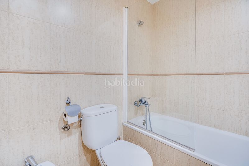 Foto ec01aae8-a3c1-4048-8b4e-7a1c654965d3. Casa adossada amb calefacció aparcament a Eixample - Can Bogunyà Castellar del Vallès