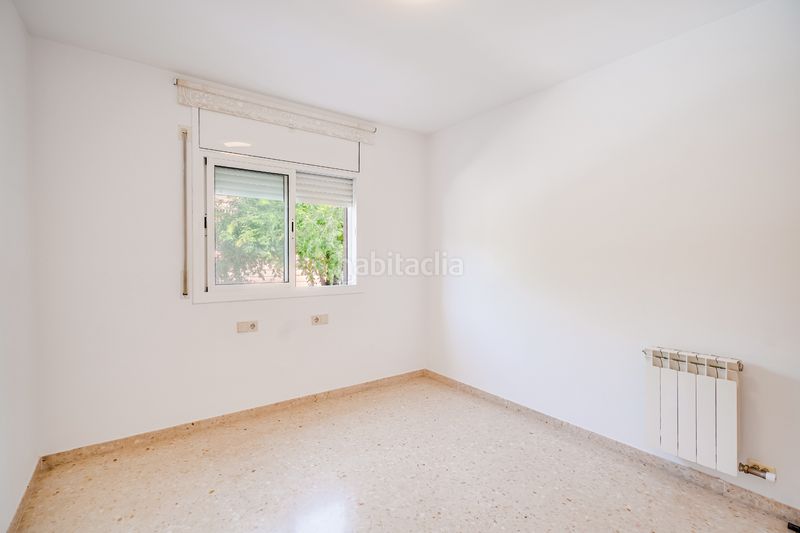 Foto ff1e5c95-5f80-46d2-b1d0-49767b9238d9. Casa adossada amb calefacció aparcament a Eixample - Can Bogunyà Castellar del Vallès