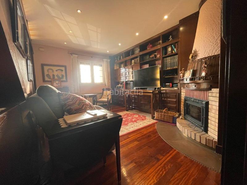 Foto d1aa0109-b54c-43cc-a710-212b28db1325. House in garbera bidea 23 in Altza Donostia - San Sebastián