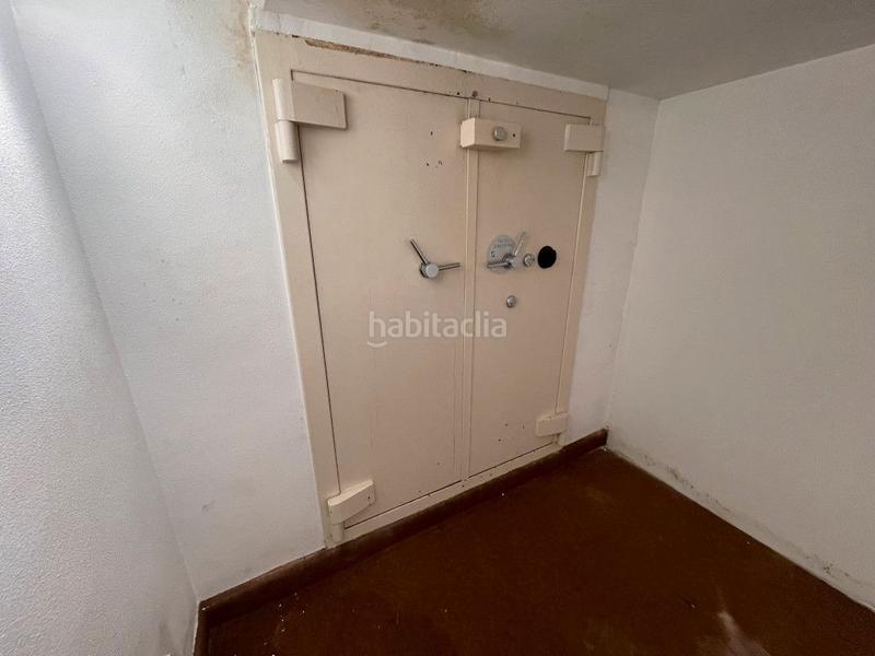 Foto a46cd6bd-72de-4cd5-a345-cc71d03272f8. Alquiler local comercial en n/a 8 en Área Romántica Donostia - San Sebastián