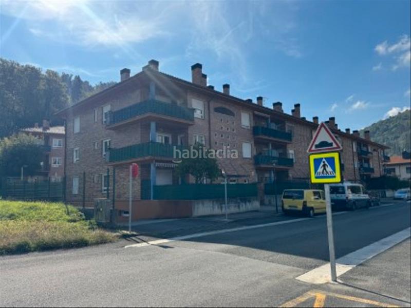 Foto 298ff014-9185-4341-bfe4-59c760a66d8a. Piso en Zestoa