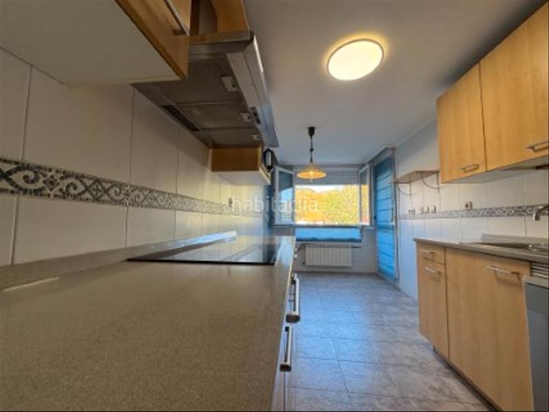 Foto 47cf9b65-139c-4dc2-9b6b-588485ecc9b2. Piso en Zestoa