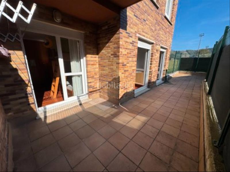 Foto 92dcebaa-c8d4-46c8-a90d-befb7c13f7ee. Piso en Zestoa