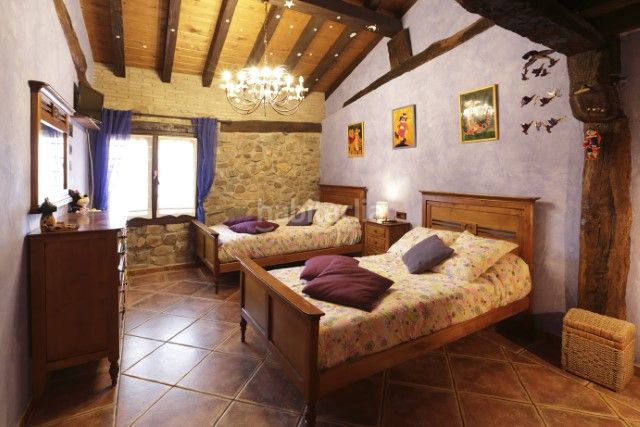 Foto b1a51b02-8230-4d45-a49d-96498d48b348. Masia amb calefacció aparcament a Elgoibar