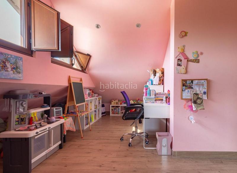 Foto ca2f19f3-28e4-4e42-be1e-5083ecdebc28. Casa en manjoya - la rodada 25 impresionante finca con casa familiar independiente con capacidad para dos viviendas en la manjoya. el edificio familiar, con una en Oviedo