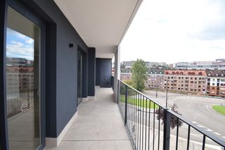 Pis  Bermudo i el diácono 18. Piso de tres habitaciones a estrenar con terraza de orientación