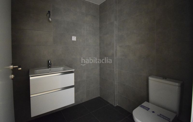 Foto fd0c1700-e2a5-4313-a1df-dd1151a8b83d. Pis amb calefacció aparcament a La Florida Oviedo