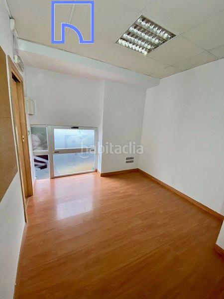 Foto d248f96a-c729-4a14-bc79-8865d3387aaa. Local comercial a Barañáin / Barañain