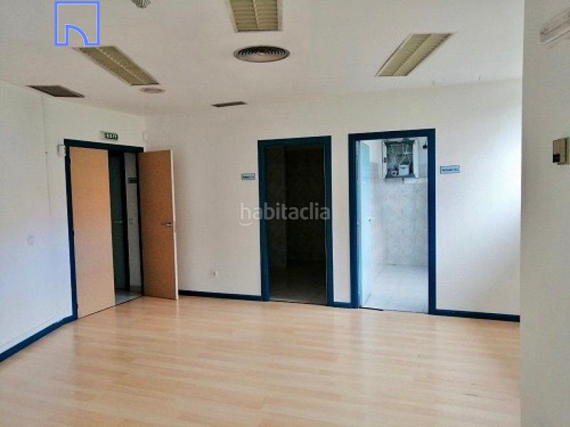 Foto a36b5014-3a57-4690-b0d7-6f6eebc6d37c. Local comercial a Milagrosa Pamplona / Iruña