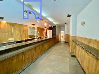 Local Comercial en Casco Antiguo. Local en casco viejo de pamplona