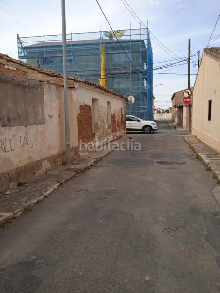 Foto b21fc585-1137-4341-ad0c-3e5a33062f75. Terreny residencial a Castejón