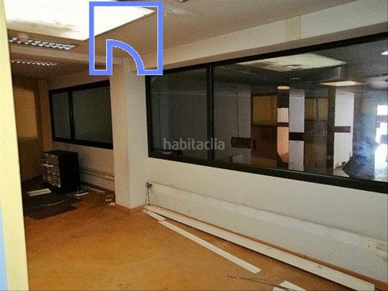 Foto e35eda7f-62c3-4191-9e9e-ed00f332b6b2. Local comercial a Segundo Ensanche Pamplona / Iruña