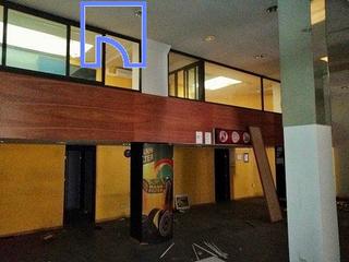 Local Comercial en Segundo Ensanche. Local comercial de 360 m2