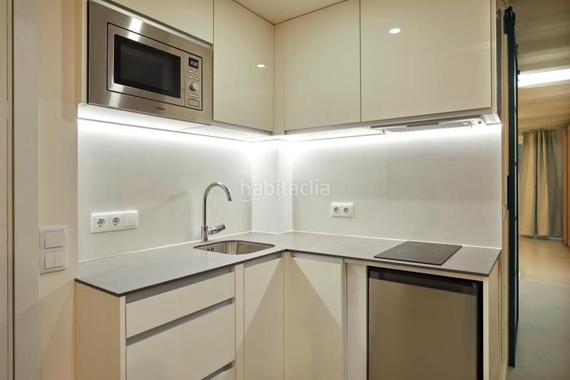Foto 3046832e-8fea-4b49-be71-578728c81038. Edificio  en venta con modelo coliving y alta rentabilidad en Barcelona