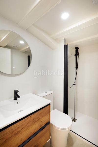 Foto 73bd2ce9-f554-4420-8e6c-e5b3e4fd418e. Edificio  reformado en venta con alta rentabilidad en el Raval en Barcelona
