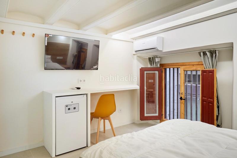 Foto 97f54476-a23f-49dc-af45-70d173bf648e. Edificio  reformado en venta con alta rentabilidad en el Raval en Barcelona