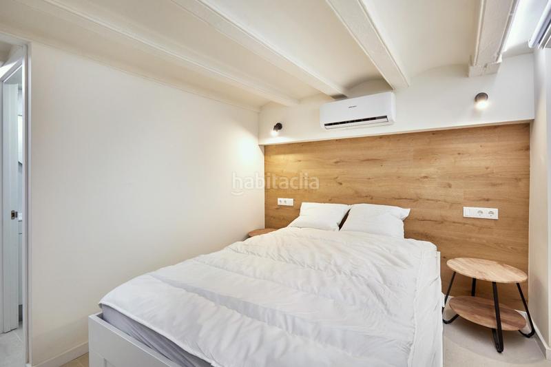 Foto a2c0dc3c-6897-4bef-8139-77981ace6d31. Edificio  reformado en venta con alta rentabilidad en el Raval en Barcelona
