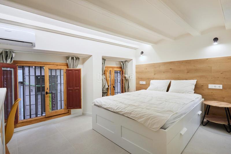 Foto bd9892eb-11b7-4cbe-a276-2d73e64e4448. Edificio  reformado en venta con alta rentabilidad en el Raval en Barcelona