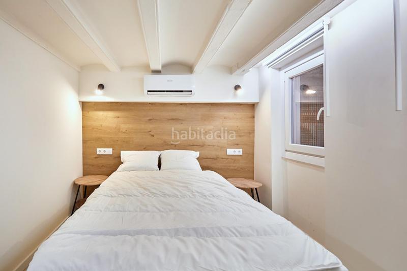 Foto e83da272-c532-4a9a-8b28-a3c21d73b371. Edificio  reformado en venta con alta rentabilidad en el Raval en Barcelona