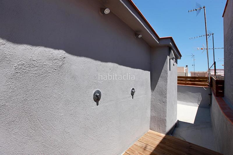 Foto fdd3e84f-0bb7-4802-a418-d530565406b0. Edificio  reformado en venta con alta rentabilidad en el Raval en Barcelona