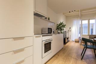 Pis  Carrer argenter. Vivienda reformada con patio y mucha luz en el centro de barcelo