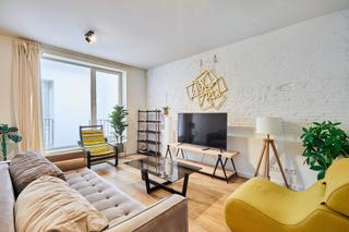 Pis  Carrer argenter. Amplia vivienda reformada con terraza privada en primera planta