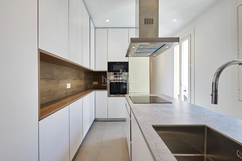 Foto 67a7ca4c-5e23-48fd-9803-ab4de944ef5f. Pis amb calefacció a Gòtic Barcelona