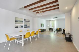 Piso  Rambla la rambla. Lujosa vivienda de 3 habitaciones amplia y reformada frente a la