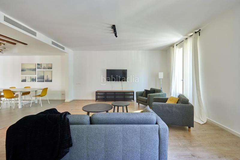 Foto bd3ccafc-972c-481d-80c3-4df8e9dc398c. Pis a Gòtic Barcelona