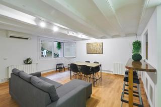Pis  Carrer dels banys nous. Exclusivo piso de 3 dormitorios con patios privados en el corazó