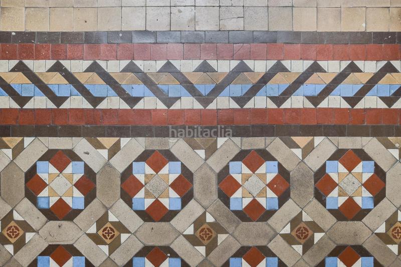 Foto 422d9bec-fe50-431c-b4f9-f7edf5d1796c. Piso  para reformar con terraza en finca clásica del cuadrat dor eixample dreta en Barcelona