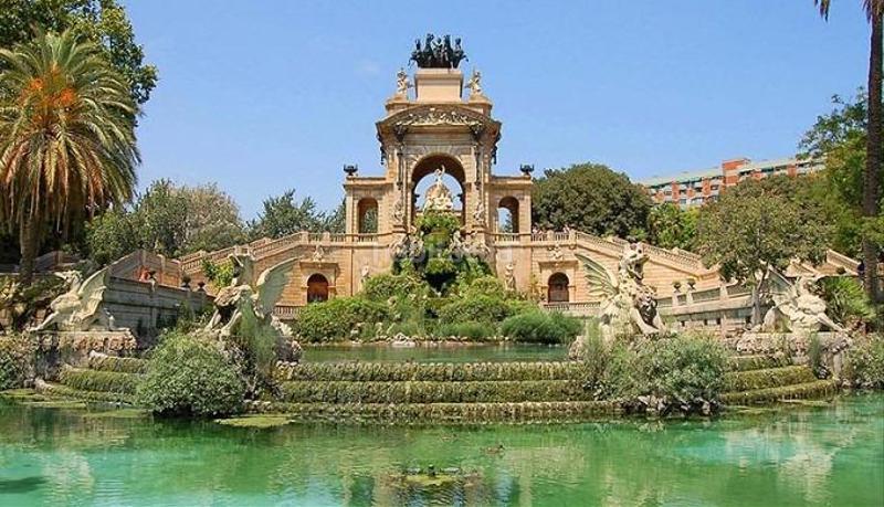 Foto a532d6b7-2aee-421c-a07f-eb41c4ed2194. Piso  para reformar con terraza en finca clásica del cuadrat dor eixample dreta en Barcelona